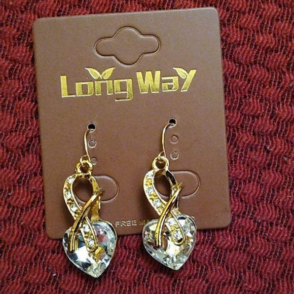 𝅺Long Way Fashion Earrings Crystal and Gold Colors - Picture 2 of 3